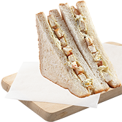 Club sandwich με κοτόπουλο και golden σως