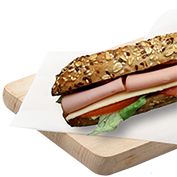 Πολύσπορη μπαγκέτα με καπνιστή γαλοπούλα, cream cheese και αγγούρι